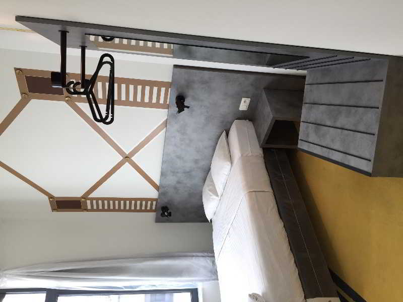 Nekotel Concept Art Hotel Saint-Gilles Exteriör bild